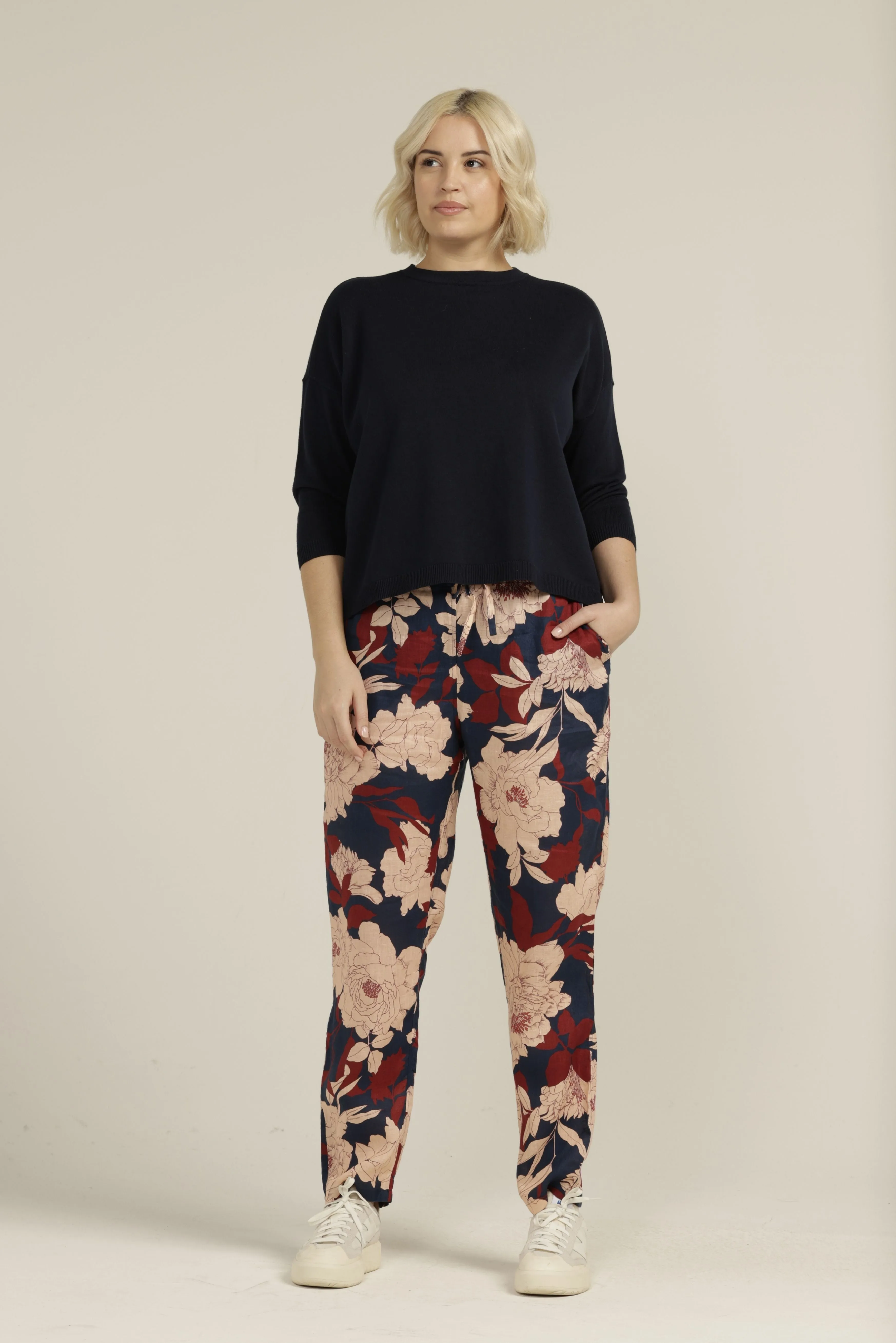Linen Floral Straight Leg Pant Camillia
