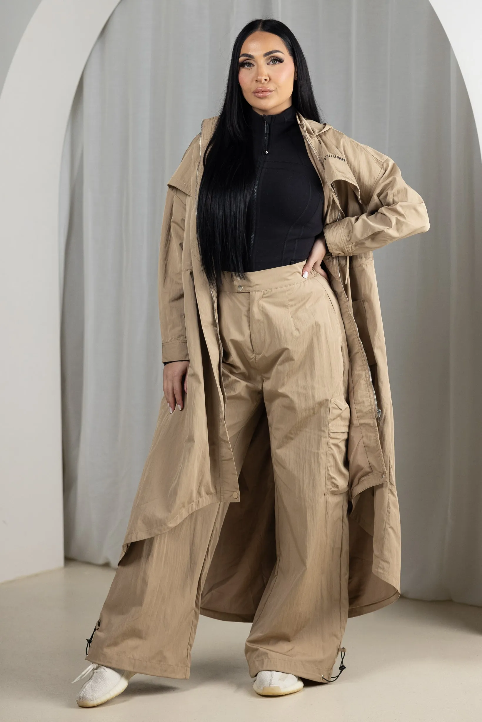 Modelle/Move Archi Parachute Pants